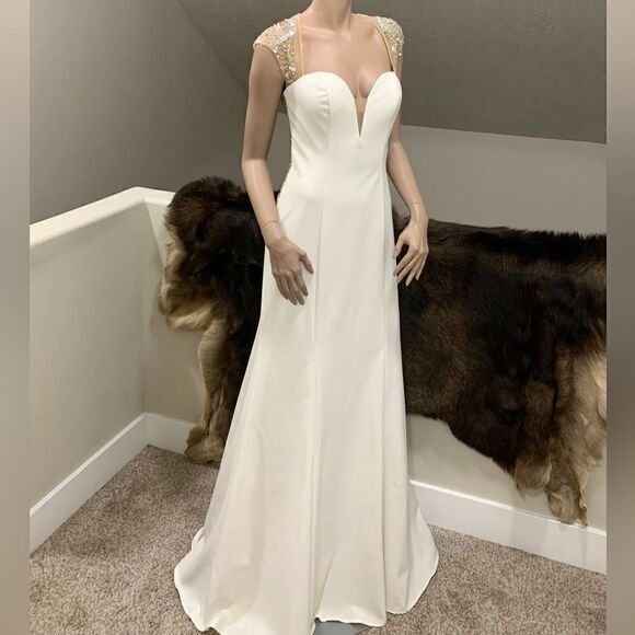 New Stunning Cap Sleeve Exquisite Beading Back Mermaid Gown/Evening Dress - Picture 10 of 17